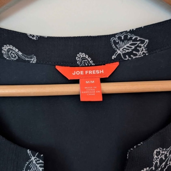 2/$20 Joe Fresh Navy White Paisley Ruffle Tiered Dress Flutter Sleeve Medium - Picture 2 of 7